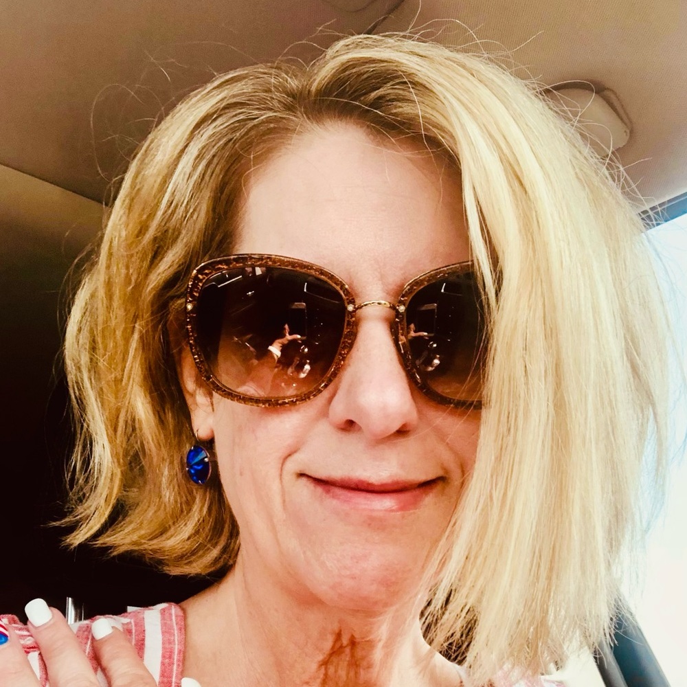 Meet your Posher, Glenna